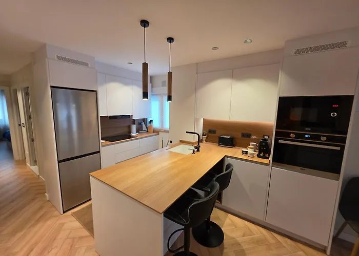 Appartamento Japandi - Bien Ubicado, Moderno, Equipado *